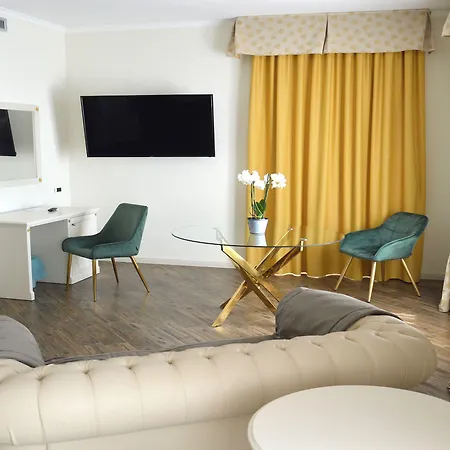 Western Colaiaco Hotel 4*