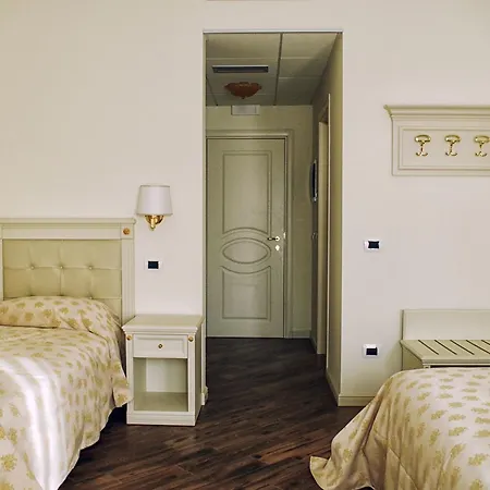 Hotel Colaiaco 2*