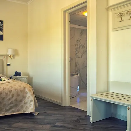 Hotel Western Colaiaco 4*